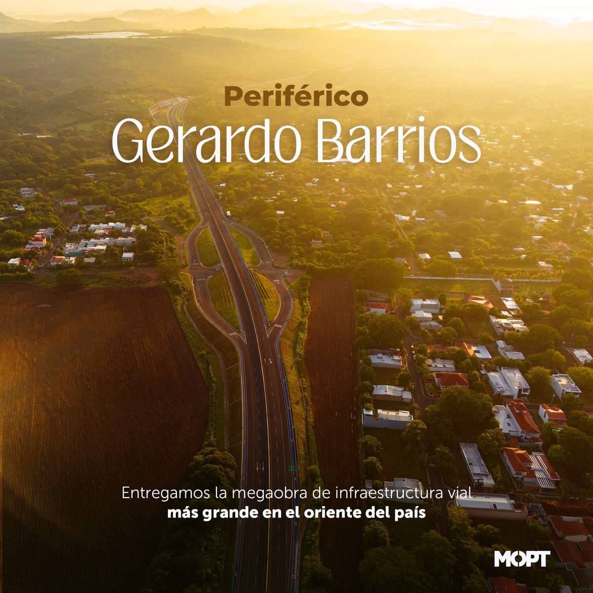 Simplemente otro nivel el nuevo Periférico Gerardo Barrios, San Miguel. 😎🤌

🧵Abro hilo de la obra vial más grande que se ha construido en nuestro país.