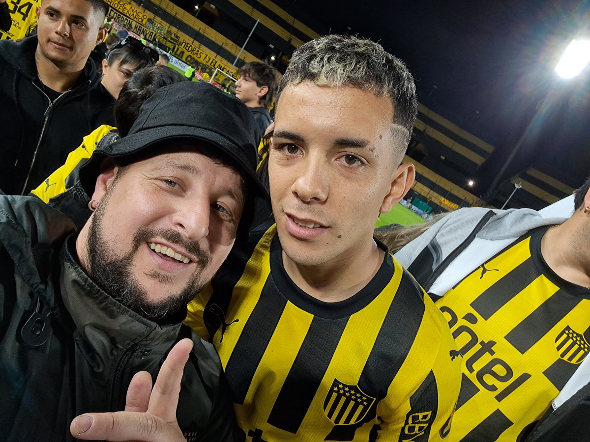 wey2107's tweet photo. Yo tengo un hijo puto se llama bol50 que voy a hacer.. quiso salir primero pero no pudo.. arrugo otra vez.. https://t.co/fb8Ga9hCOt