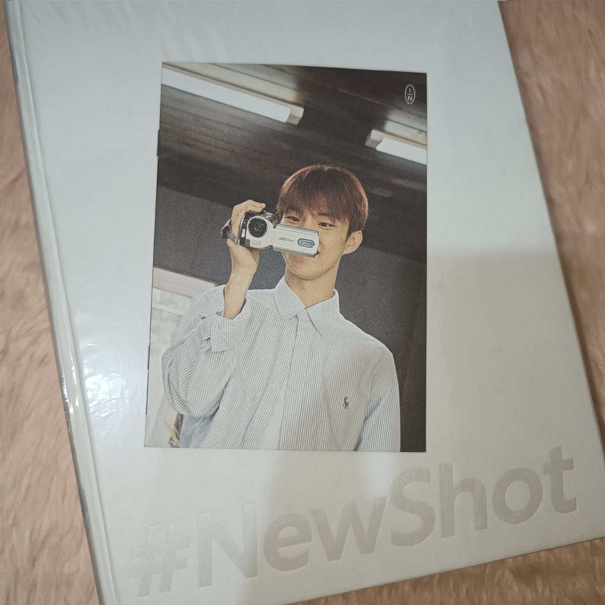 _milsuncart's tweet photo. ꒰#milsunsells꒱
🍥 wts lfb the boyz ph

📢 newshot photobook
🍯 onhand
🍯 1k php
🍯 in good condition
🍯 2 weeks reservation
🍯reply or dm to claim
🍯rcbyt

📌 sangyeon jacob younghoon hyunjae juyeon kevin new q haknyeon sunwoo eric https://t.co/L9Kwmgx5eN