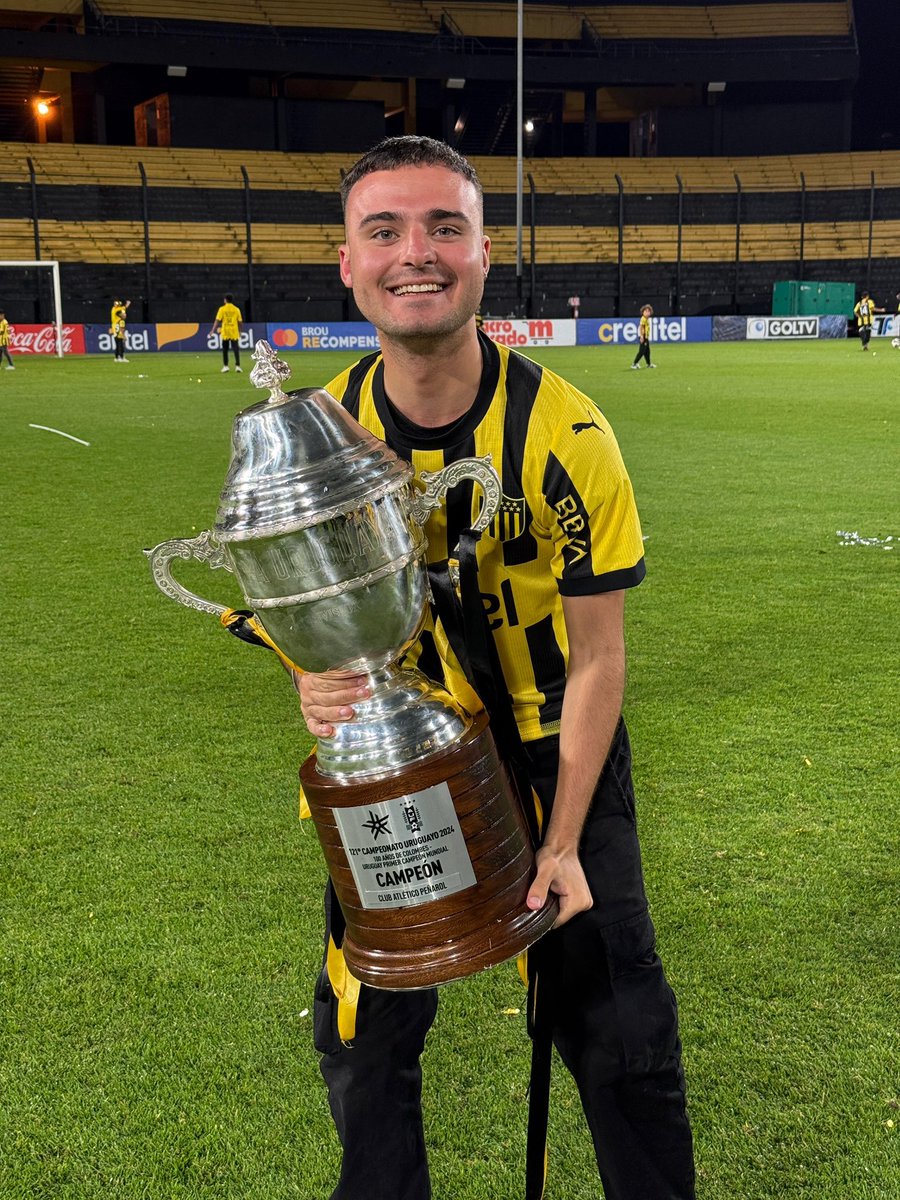 Thiago Cambeiro (@cambeirothiago) on Twitter photo PEรAROL CAMPEรN ๐ PEรAROL CAMPEรN ๐