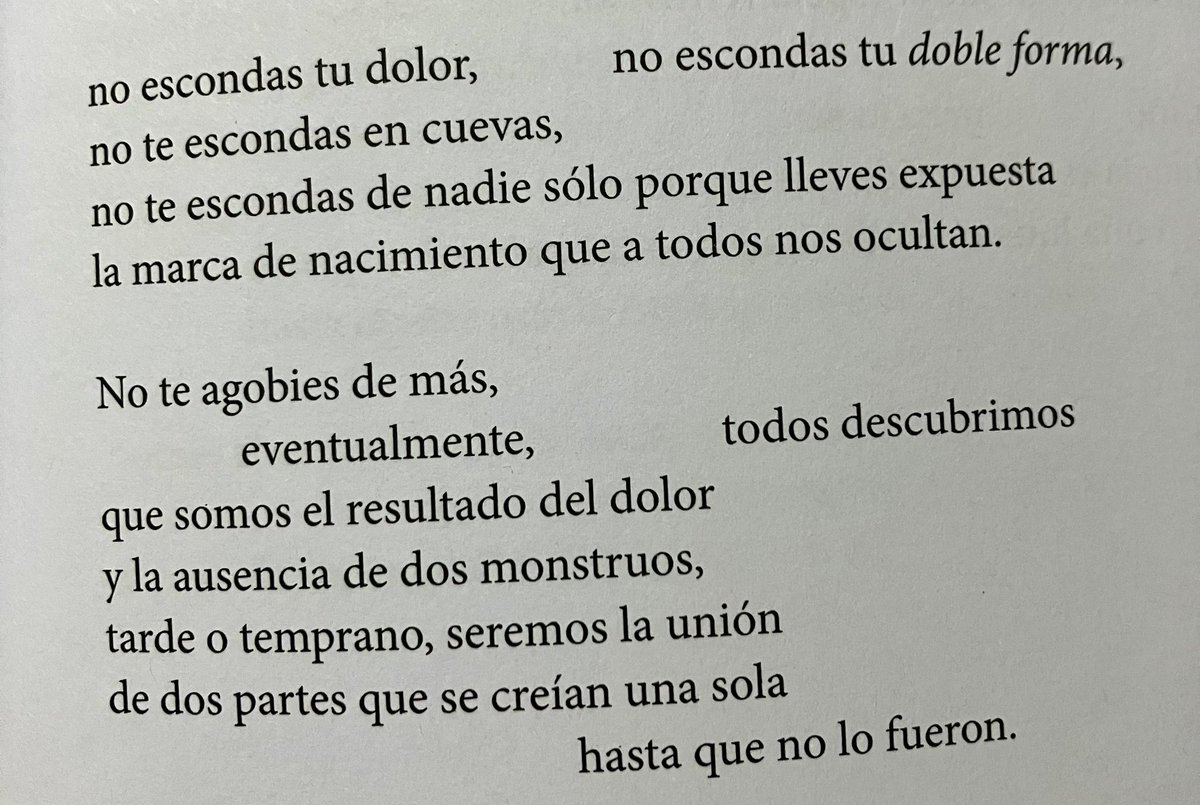 No estoy llorando, se me metió un  verso de Christian Peña en el ojo.
