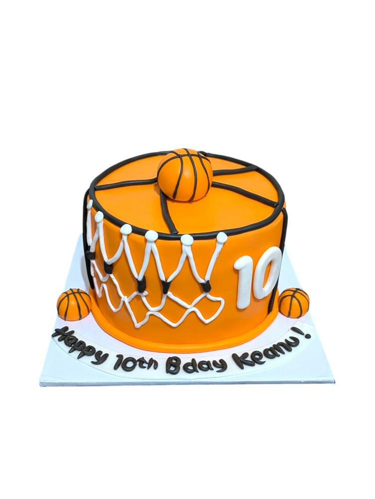 firdaus71's tweet photo. Pas ultah anak, ngide bikin generate image contoh kue pake #ChatGPT. Dan coba pesen ke temen yg kebetulan UMKM bikin cake ultah. Dan hasilnya wow!! https://t.co/TQN17zExGT