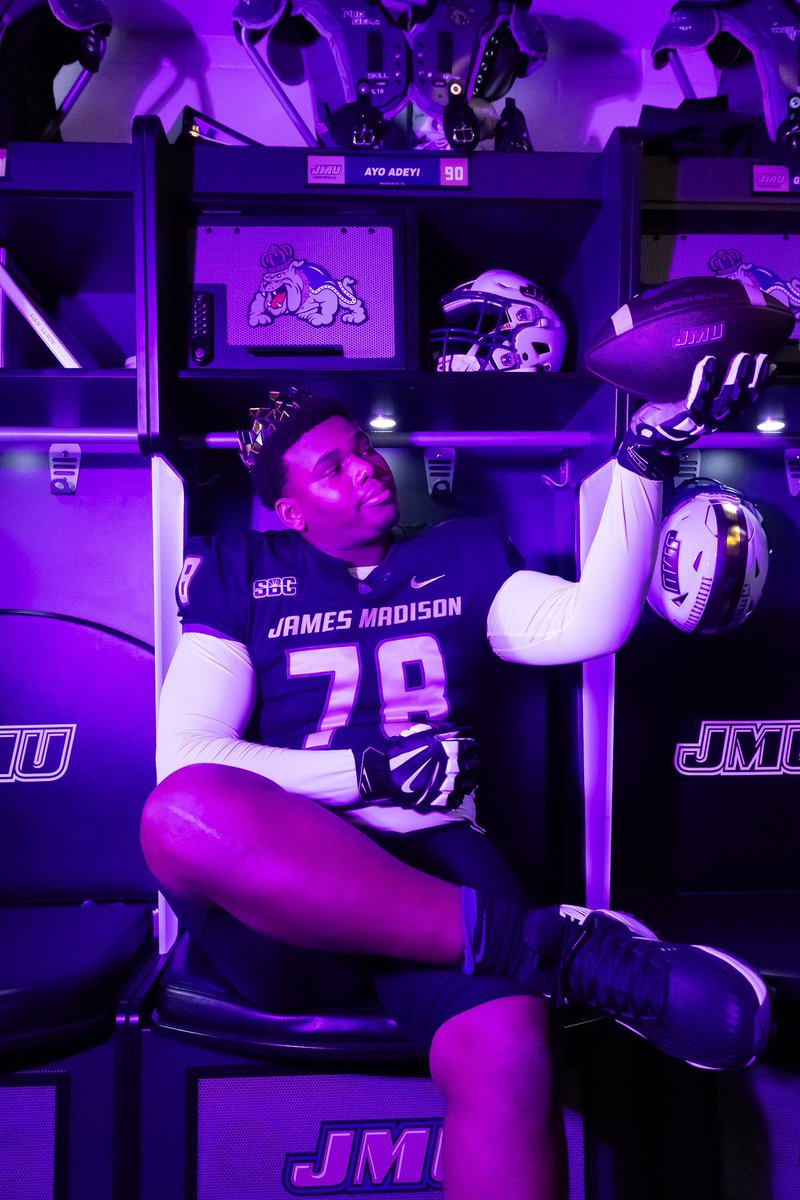 Dvilla7_'s tweet photo. Had a great time visiting JMU this weekend! @RecruitGeorgia @BGrubbs66 @BigSkippin_75 @NFHS_FB_Recruit @Coach_Smith61 @CoachBobChesney https://t.co/EaTgmKoMR9