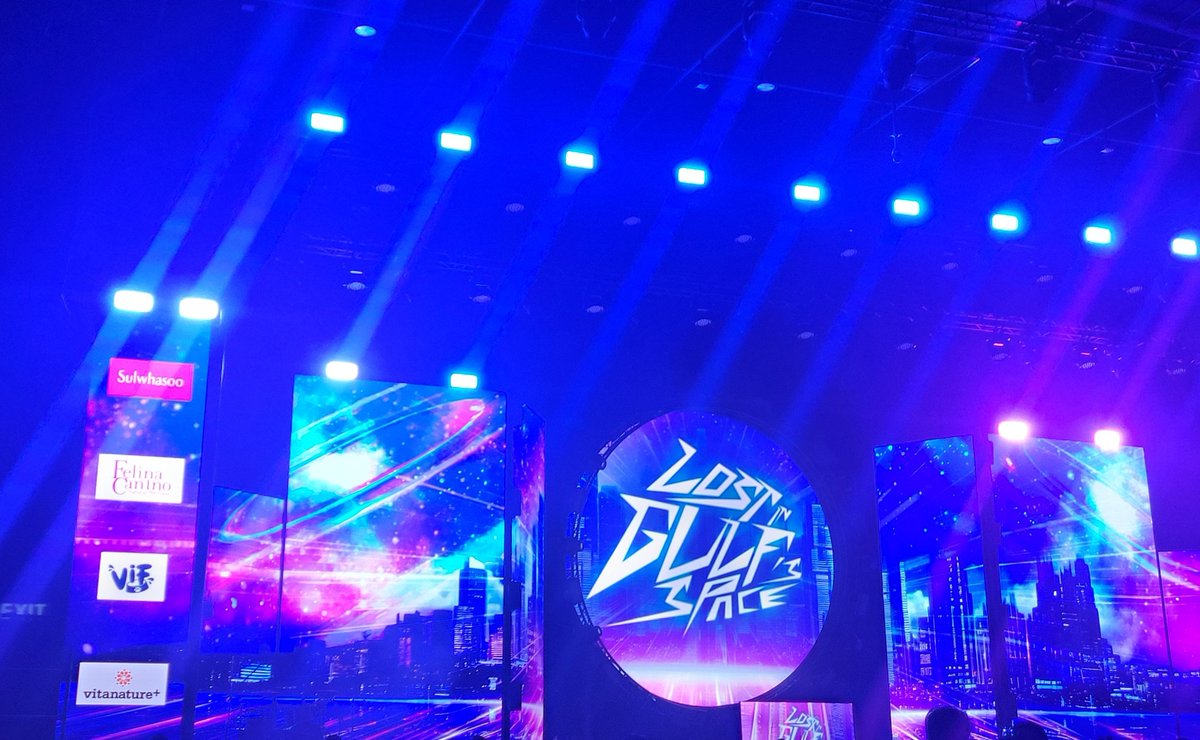 mmgg2101's tweet photo. 2025년에 또 만나🤗🤗
LOST​ IN GULFs SPACE​ DAY
#GulfConcert2024
#LostinGULFSSpace
#GulfKanawut https://t.co/XJ3ZmxkWFk