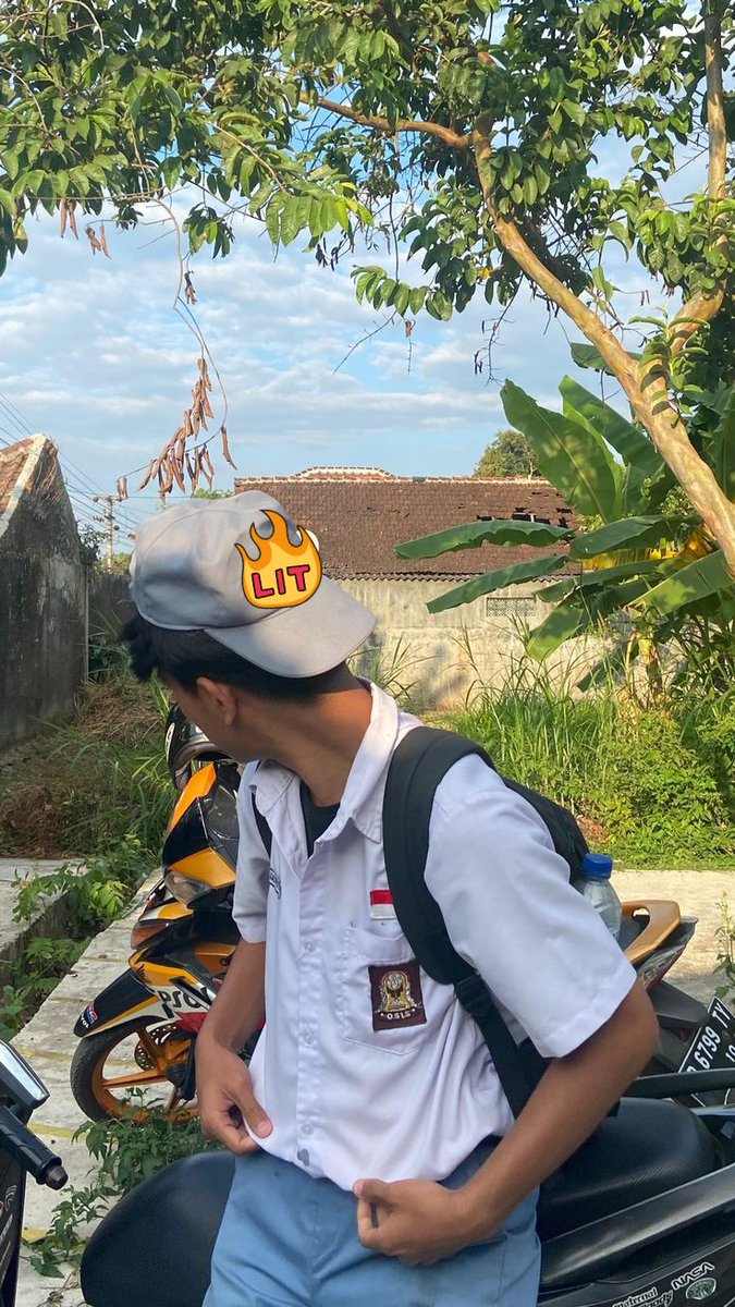 eyyo221's tweet photo. skali" bolos, info pembeli kouta bang #gaymakassar #makassar https://t.co/voOlrw0rdL