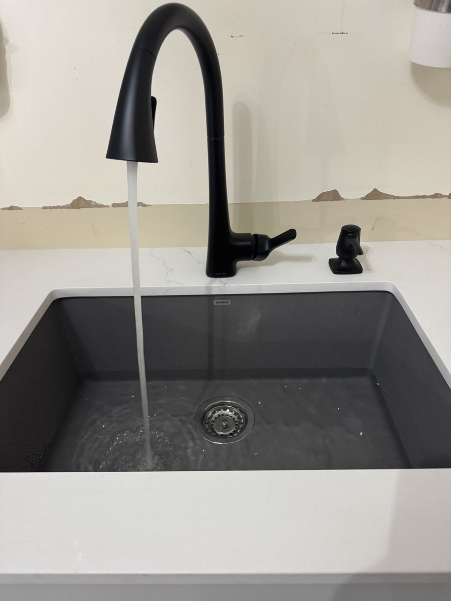 New kitchen faucet install for a client. 

townhouseplumbing.ca
#kitchenfaucet #kohler #plumbing #barrieplumber #plumber <a href="/Kohler/">KOHLER</a>