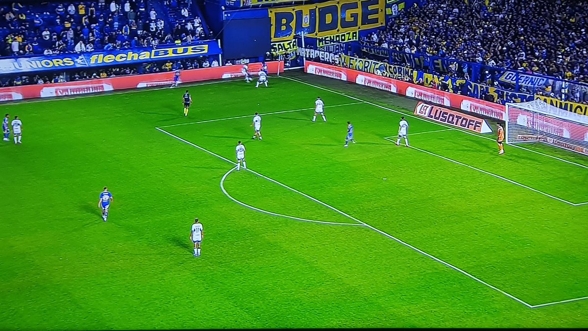 TriperoGorosito's tweet photo. Se dijo en la transmisión de la tv: "Lo de Gimnasia está debajo de la línea de pobreza" Como dice el tema de Fito Paez: "todo lo que diga está demás..."
Ahí la tienen a la Fábrica de Jugadores. Horribles todos. #Gimnasia #Gelp #Lobo #Triperos #Cowen #Arrien #Arzac #Gauna https://t.co/xpurg1PBtU
