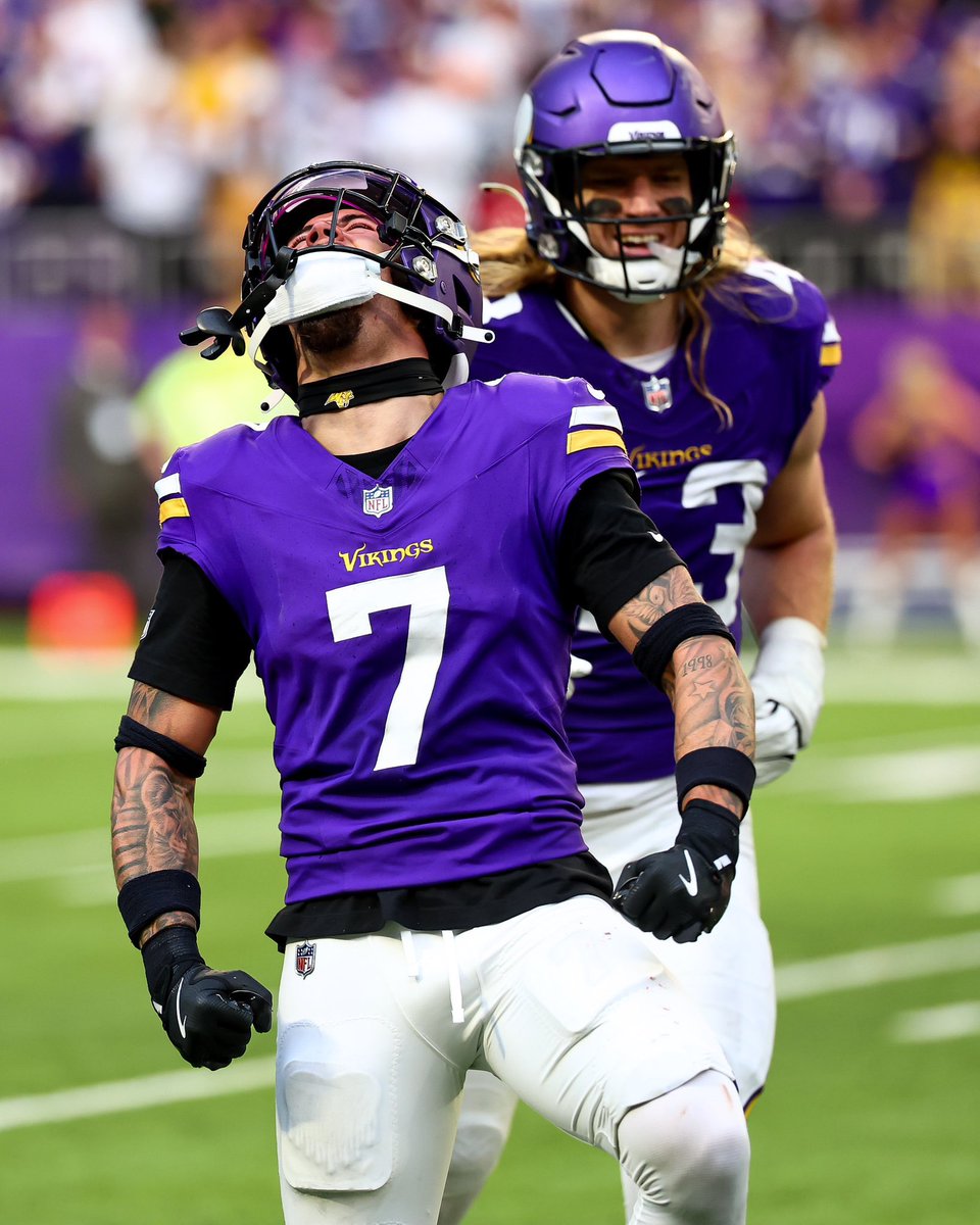 VikingzFanPage tweet media