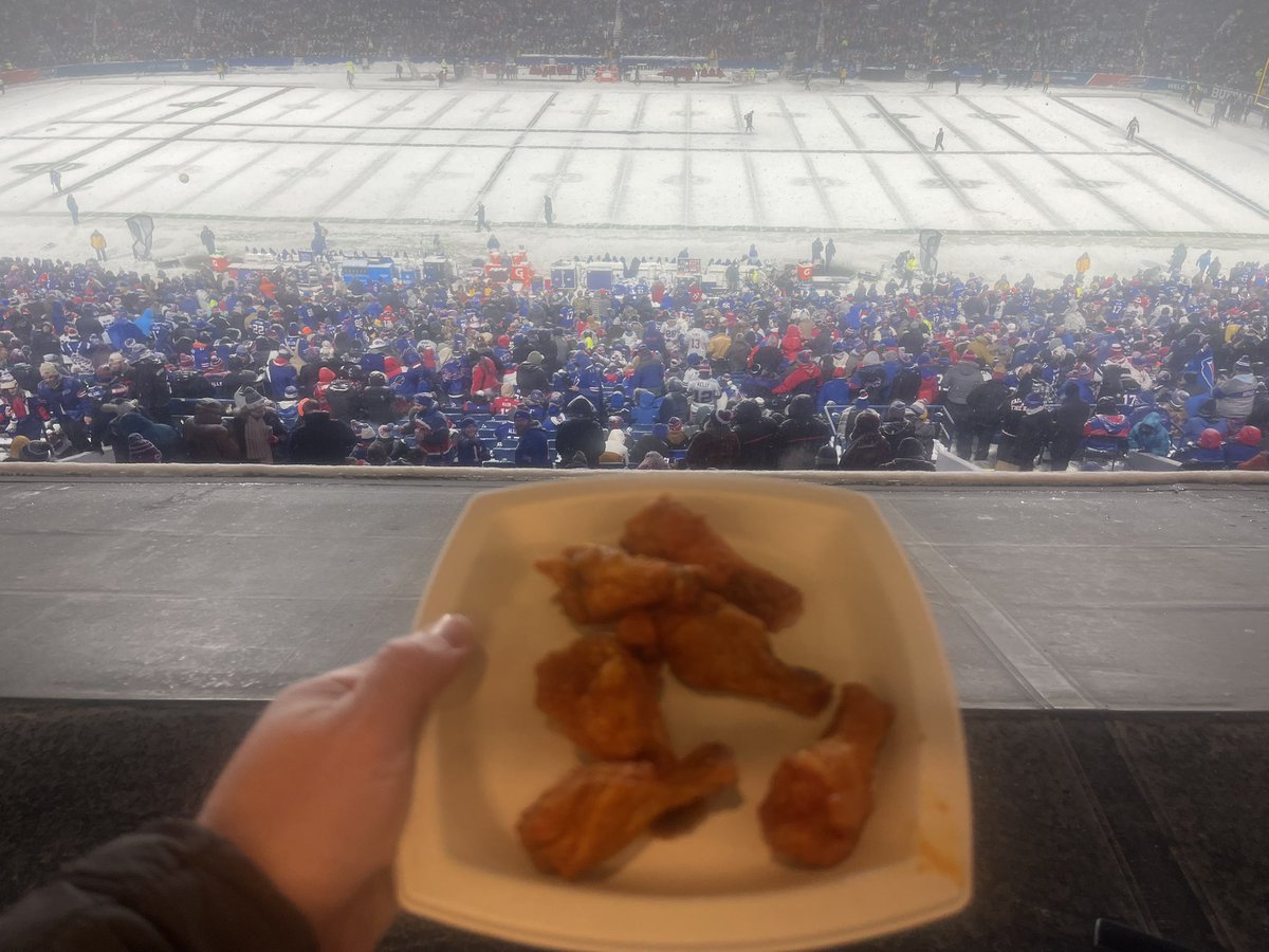 RossTuckerNFL's tweet image. Is this heaven?