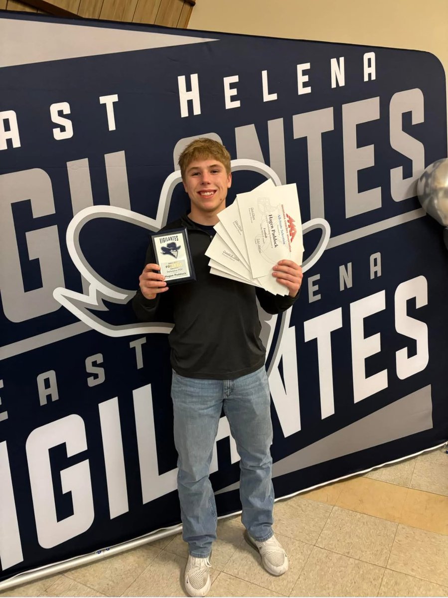 Very blessed to receive:
-1st team All Conference WR
-2nd team All Conference SS
-All State
-Academic All State