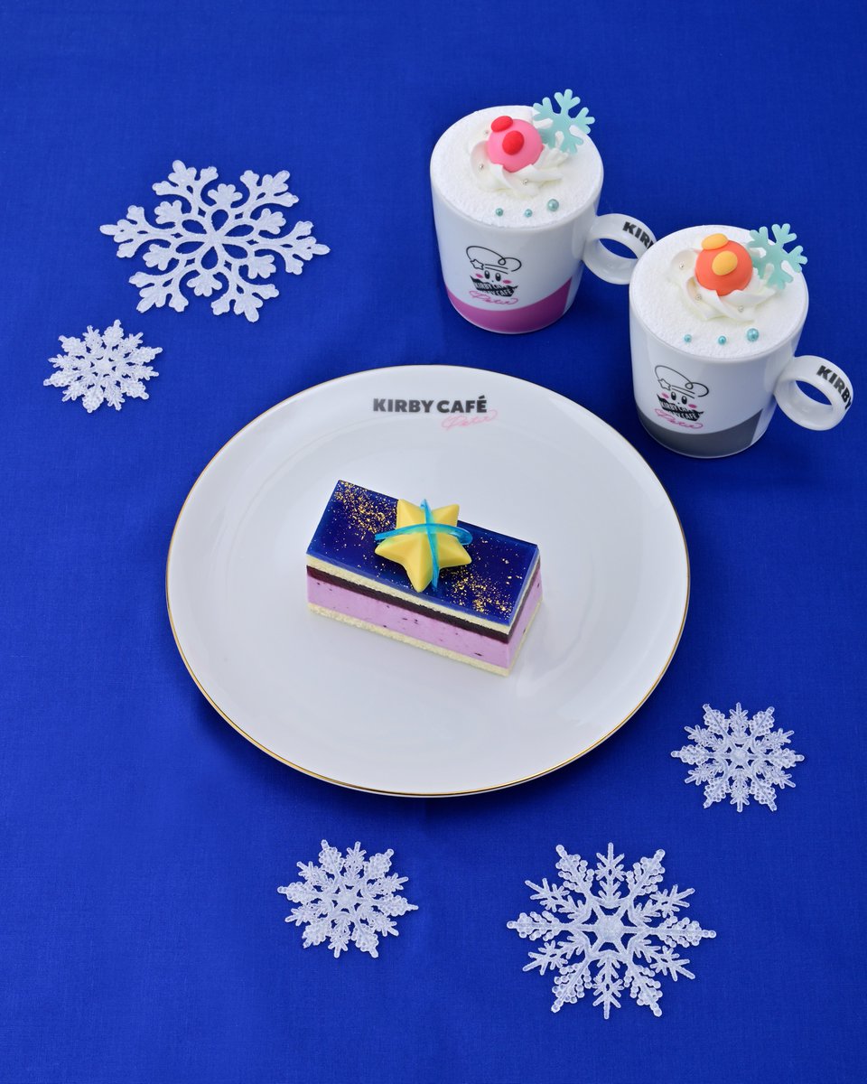 ＼3つの新作ケーキ発売！／
12月4日(水)より、カービィたちが住むポップスターをイメージした「ポップスター・ブルーベリー ～銀河にねがいを～」と、冬のよそおいになったティラミス2種類が新登場！
これからの季節にぴったりな新作ケーキをどうぞお楽しみに♪
kirbycafe.jp/petit/