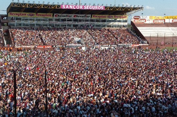 Feliz día al hincha del Único Grande del Sur!!

Feliz 2 de diciembre!!