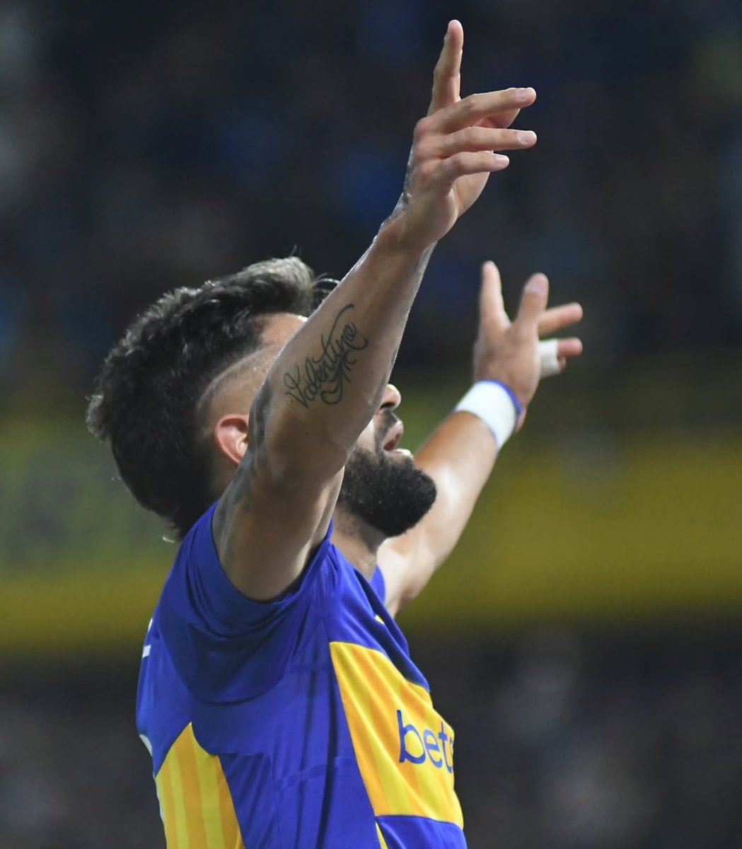 _maxiconecta's tweet image. Hace como 5 partidos que vengo diciendo que Milton tiene que ser titular. Resuelve. Sin inventar la pólvora. Sin biri biri. Va y se lleva puesto lo que sea.
Hoy no solo se confirma lo que digo, sino que encima nos salvó el partido.
Le ganamos a Gimnasia pero con un sabor amargo.