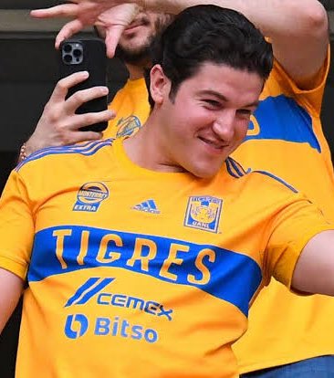 Sin liguilla, sin campeonato, sin estadio nuevo, sin aire limpio, sin camiones, sin seguridad, sin Tesla, sin credibilidad

Que chingue a su madre #SamuelFacturero