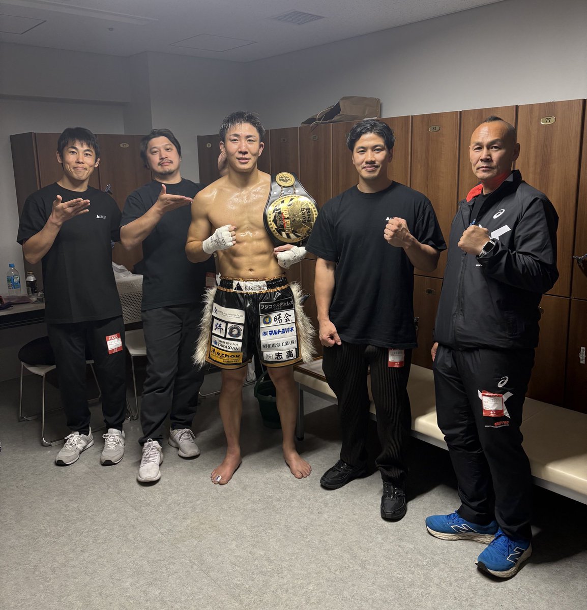 k1gym_sagamiono's tweet photo. 昨日、行われました。
Super Bigbang 2024
横浜武道館
第19試合
Bigbangスーパーウェルター級タイトルマッチ3分3R
藤村 大輔選手（@DAISUKE_fff）
vs
大輝選手
の試合は判定0-1で引き分け
藤村 大輔選手のドロー初防衛となりました。ご声援ありがとうございました。 https://t.co/OPtWwZrd18