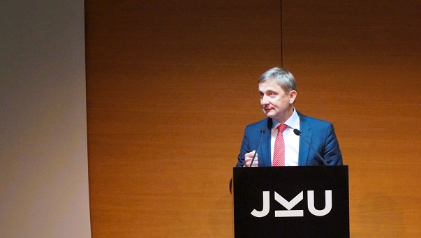 🎤 Im November faden an der JKU die Umsatzsteuertagung 2024statt. Thematisiert wurde der Einfluss der Umsatzsteuer auf Unternehmensentscheidungen in einem zunehmend komplexen Regelungsumfeld. 🗣️ go.jku.at/n24w3