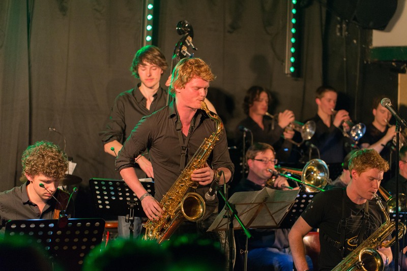 UT Most Jazzcafé @ Vrijhof UT
Utmost is DE vereniging van de Universiteit Twente voor alle swingende, groovende en funky muziek. Woensdag 4 december organiseren zij een Funky jazz-café in de Vrijhof op de UT.
jazzpodiumdetor.nl/events/event/u…