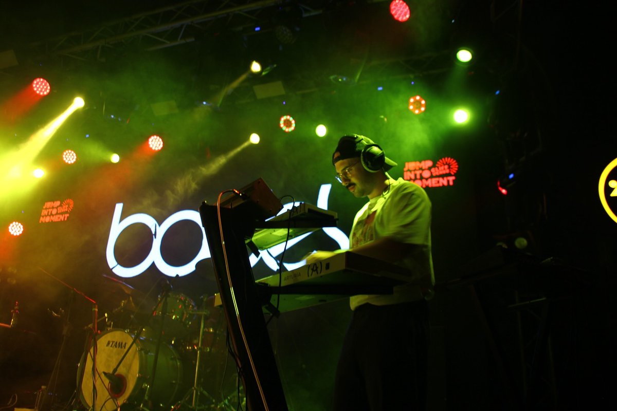 ArturiaTurkiye's tweet image. Tüm MIDI controller&apos;ların sahip olmasını istediğiniz, yaratıcılığınızı artıracak o özellik nedir? 💬 Yorumlarda bizimle paylaşın.

📸 #regram • IG/volkanburr ve #KeyLab 61 mk3