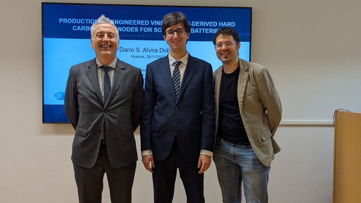 Thermochemical Processes Group (@gpt_research) on Twitter photo Last week, GPT member Darío Alvira successfully defended their doctoral thesis ''Production of engineered vine shoots-derived hard carbons as anodes for sodium-ion batteries", under the supervision of <a href="/joanmanya/">Joan Manyà</a>. Congratulations, Darío! 🥳 Last week, GPT member Darío Alvira successfully defended their doctoral thesis ''Production of engineered vine shoots-derived hard carbons as anodes for sodium-ion batteries", under the supervision of <a href="/joanmanya/">Joan Manyà</a>. Congratulations, Darío! 🥳