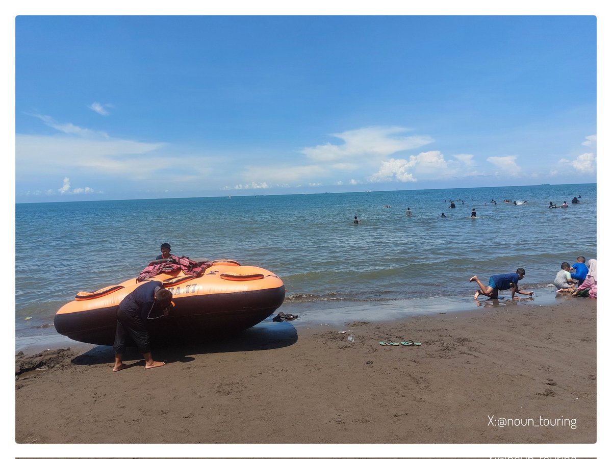 noun_touring's tweet photo. Pura2 bahagia itu melelahkan.๐คง
#pantai #beach #views #sea #ocean #blue #sky #anging #mammiri https://t.co/Nv2z8Pc8xy