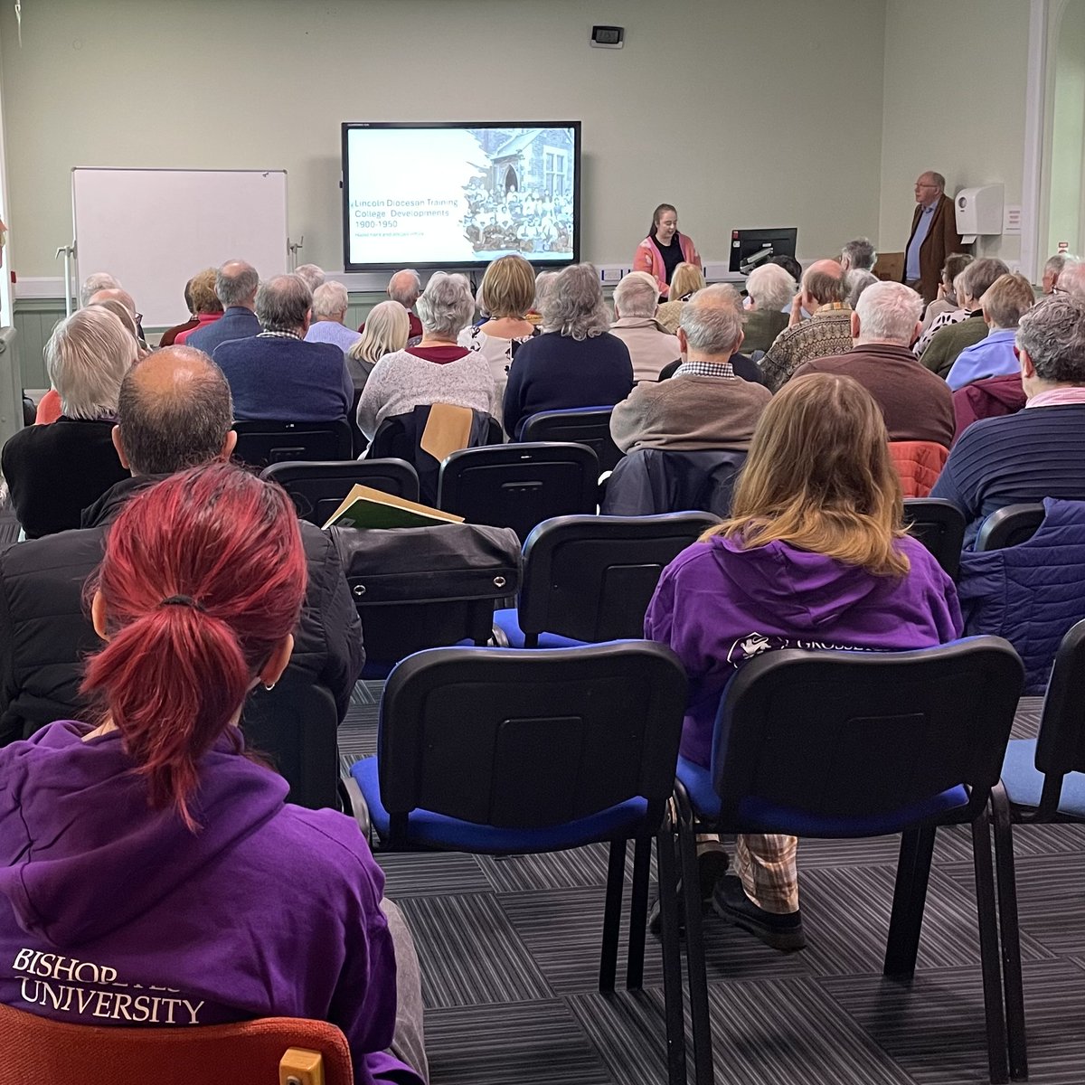 On Saturday, @BGULincoln hosted the launch of <a href="/SurvLinc/">Survey of Lincoln</a>'s new publication "Learning in Lincoln." (thesurveyoflincoln.co.uk/pubs/thematic/…). This collection includes chapters from History department staff @Rhoden_le_petit &amp; <a href="/HazelKent17/">Dr Hazel Kent</a> and project researchers Elaine Johnson &amp; Abigail White 🏫🎓