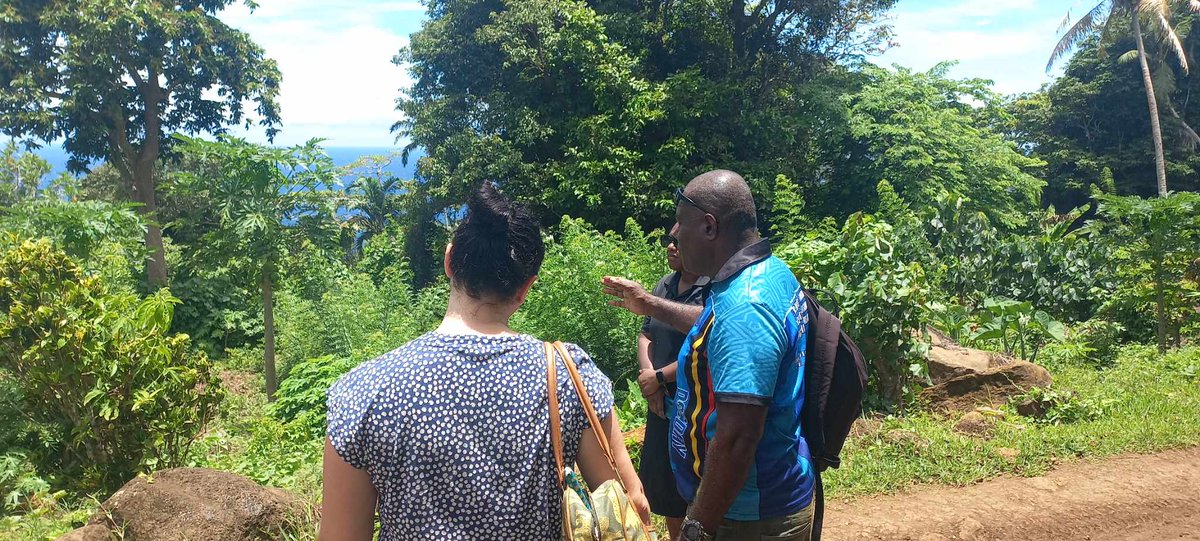 In #Vanuatu I heard stories of #hope that should shape any international #ClimateAction: communities set #priorities for the support they receive, rather than being presented with a predetermined set of options. This is key for #HumanRights &amp; #remedy, incl for <a href="/CIJ_ICJ/">CIJ_ICJ</a> Opinion 👇
