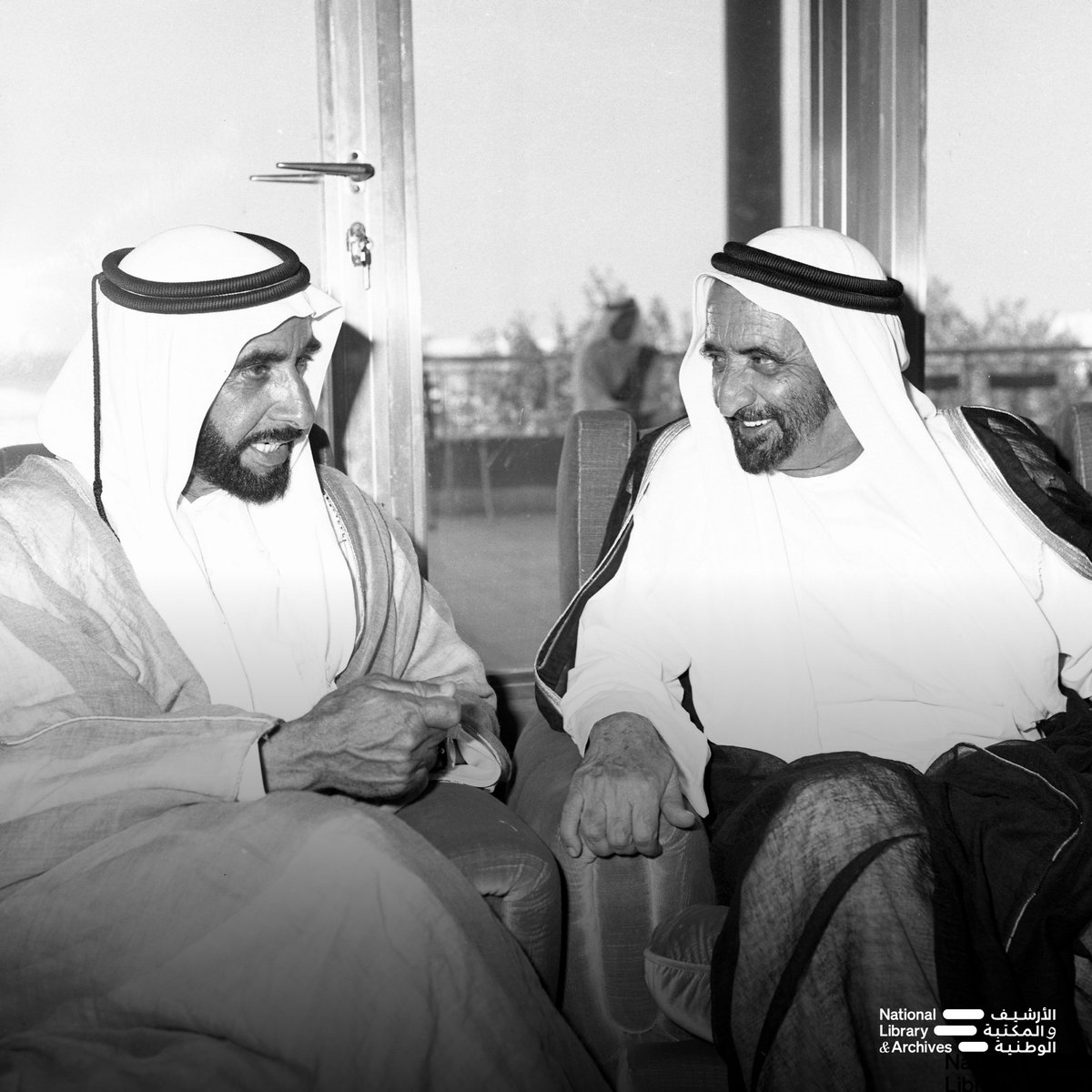 Nlauae's tweet photo. زايد وراشد.. شراكة بروح الأخوة وإرث مستمر!

نكرّم اليوم القيم الخالدة التي أرساها آباؤنا المؤسسون ونستذكر العلاقة الاستثنائية التي جمعت المغفور له الشيخ زايد بن سلطان آل نهيان، والشيخ راشد بن سعيد آل مكتوم، طيّب الله ثراه، والتي بنيت على أسس من الأخوة والثقة المتبادلة، ورؤية مشتركة لتحقيق الوحدة وتمكين الشعب.

معًا، وضعا أسس الاتحاد الذي أصبح نموذجًا عالميًا للتقدم والازدهار، ومن خلال قيم التضامن والعمل المشترك، أثبتا أن القيادة الحقيقية تكمن في بناء مستقبل مشرق للأجيال القادمة، ورسم ملامح وطن شامخ يُلهم العالم أجمع.

#الأرشيف_والمكتبة_الوطنية #مكتبة_الإمارات #قوة_التواصل #الإمارات #تاريخ_الإمارات #ذاكرة_الوطن #الآباء_المؤسسون #زايد_وراشد