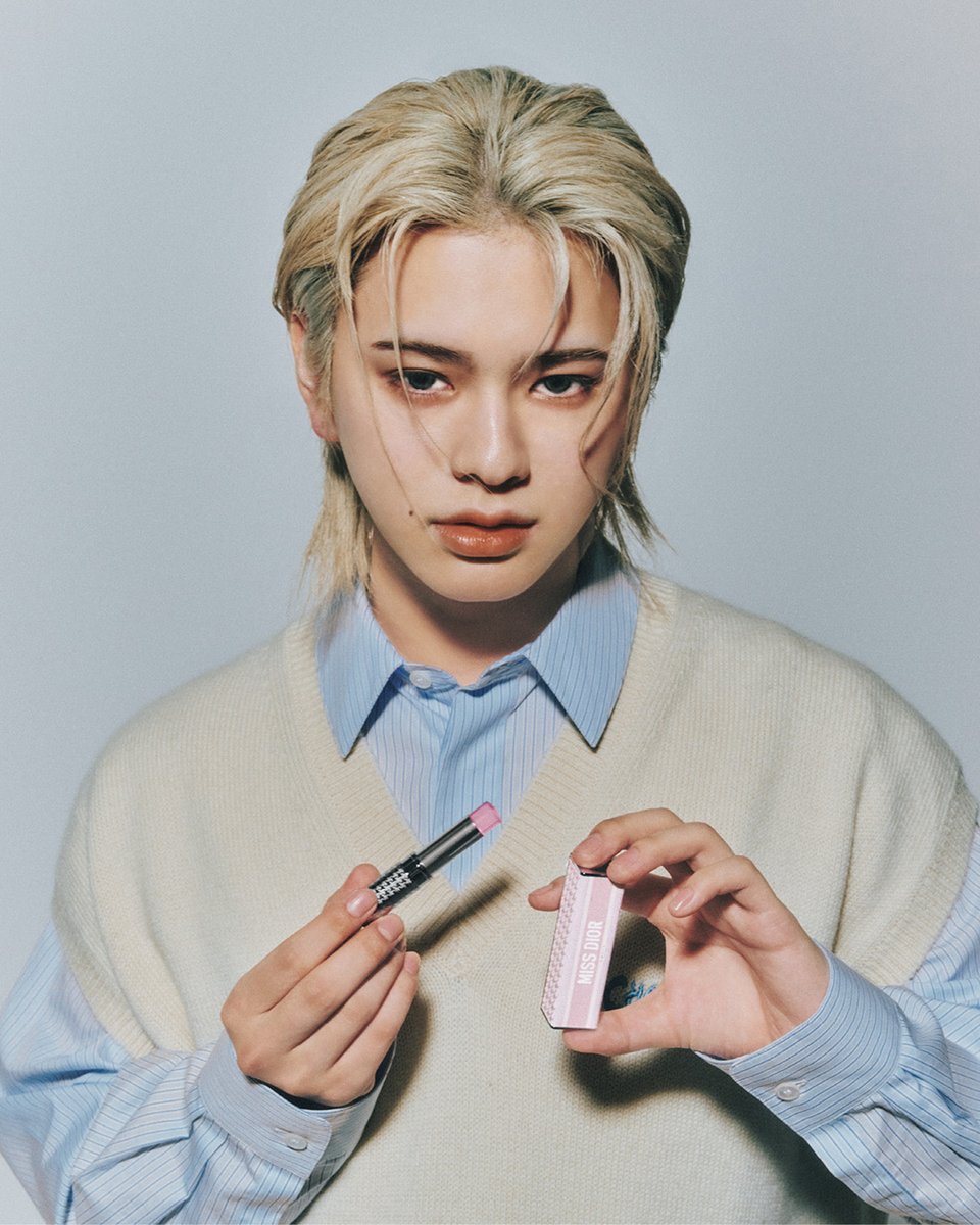 🔔🌲INI HOLIDAYS!!🌲🔔 ✨DIORのフレグランスから始まる INIと過ごす