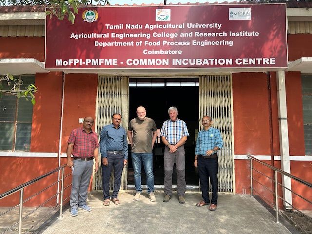 Last week Rob Scholman from <a href="/RHPgrowingmedia/">RHP</a> has visited the TNAU (Tamil Nadu Agricultural University) in Coimbatore, India:  linkedin.com/feed/update/ur…