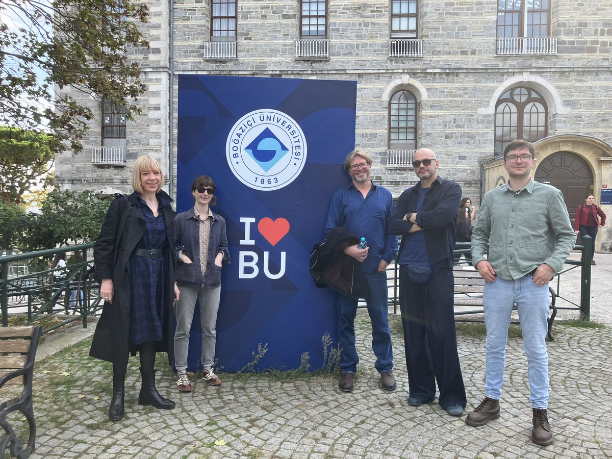 Literature Across Frontiers tweet media