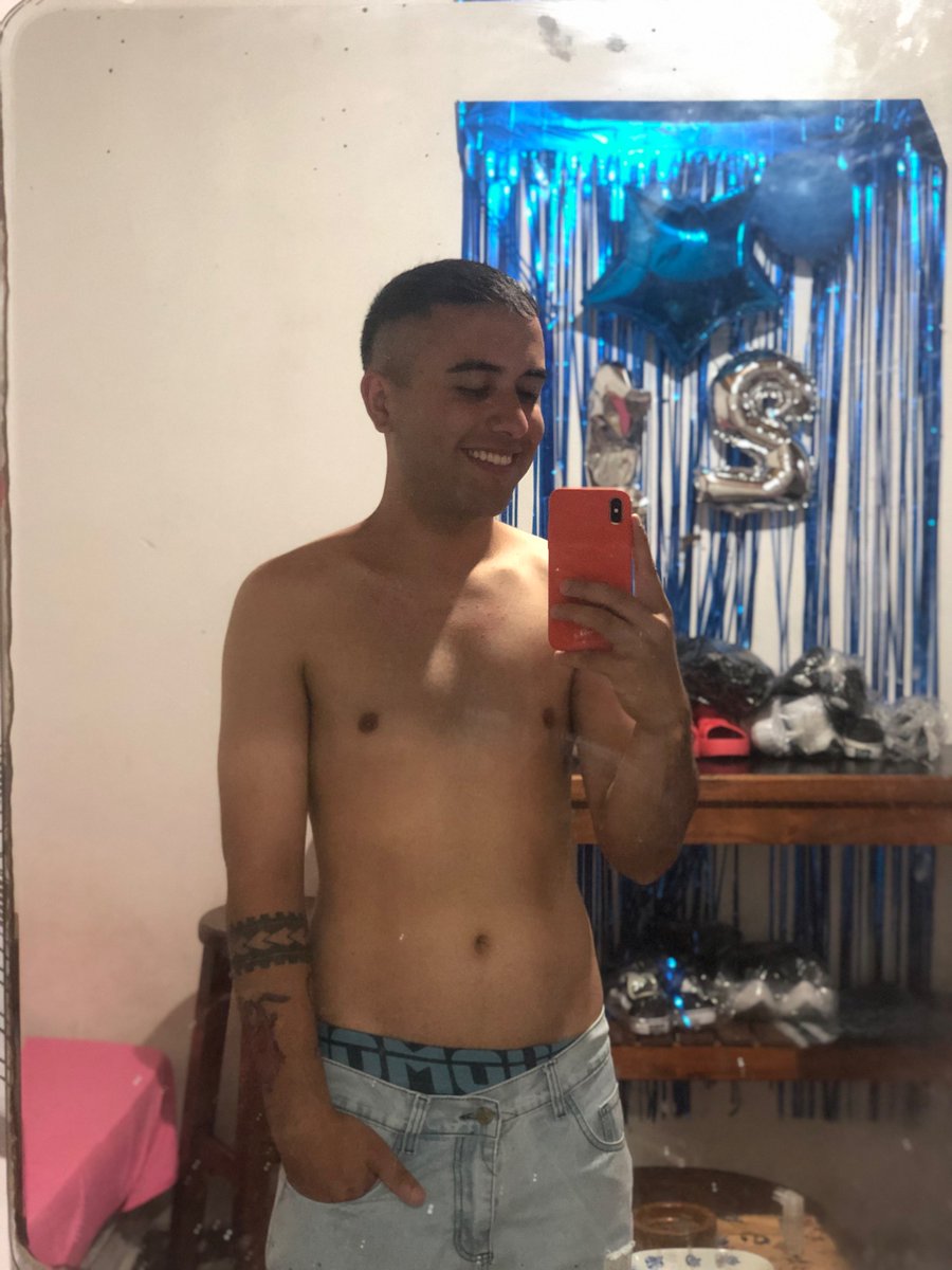 🥴
