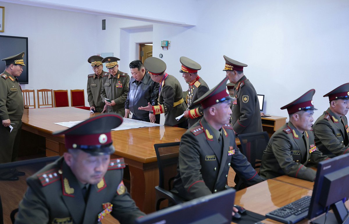 朝鮮人民軍bot tweet media