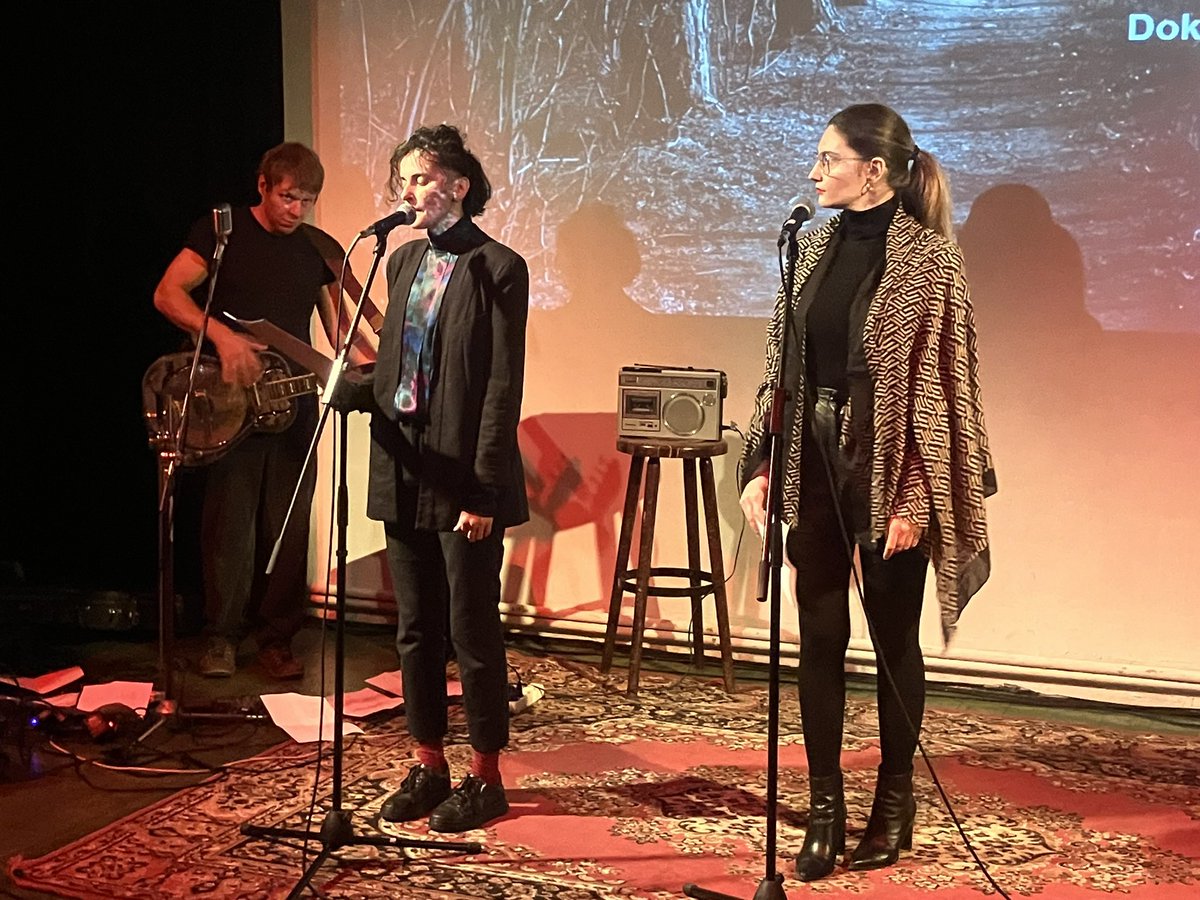 Literature Across Frontiers tweet media