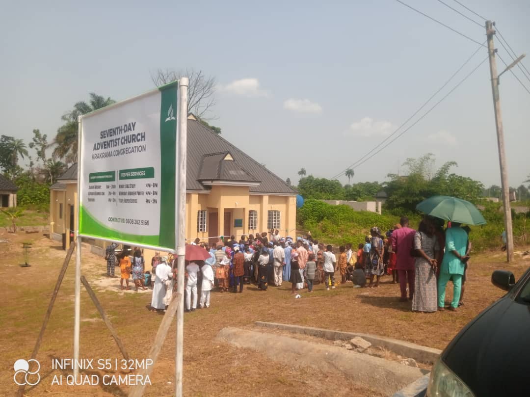 CorpersNaac's tweet photo. The Krakrama community in Asari Toru Local Government, Rivers State came alive on Sunday, December 1, 2024, as (NAAC) church building in Krakrama, was officially dedicated to God. 

#naacforever
#VictoriaForever
#PHEC
#wadimpact2025 https://t.co/JMOf2OxY9L