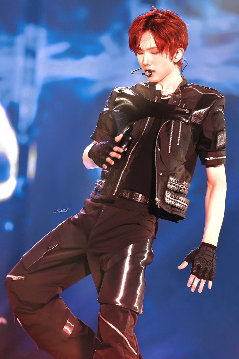 ring4ring_'s tweet photo. 241130 드림쇼3 앙콘 Day2

sexy baby🔥

#지성 #JISUNG 
#NCTDREAM https://t.co/NTi6OZcV7Z