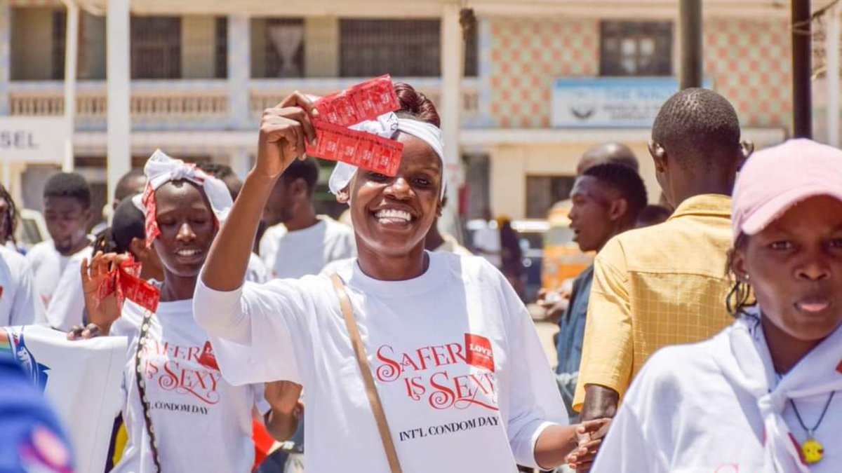 CONDOMIZE's tweet image. #Condom use isn’t just about access—it’s about behavior. Even with availability, trust &amp;amp; emotional intimacy often affect decisions to use them. This highlights the need for targeted behavioral interventions. 
 #Condomize #HIVPrevention #EndAIDS