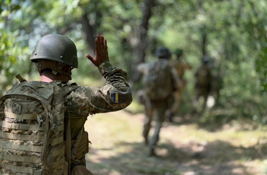 NotSeenNews's tweet photo. #BREAKING

Mass desertion of Ukrainian brigade signals growing frustration with military shortcomings  

More Ukrainian soldiers have deserted in the first 10 months of this year than in the previous two years of the war, the Financial Times reports. 

In one notable case in late October, hundreds of infantrymen serving in Ukraine's 123rd Brigade abandoned their positions in the eastern town of Ugledar.

Between January and October of this year, Ukrainian prosecutors opened 60,000 cases against soldiers for abandoning their positions – almost twice as many as in 2022 and 2023 combined. If convicted, the men face prison sentences of up to 12 years.