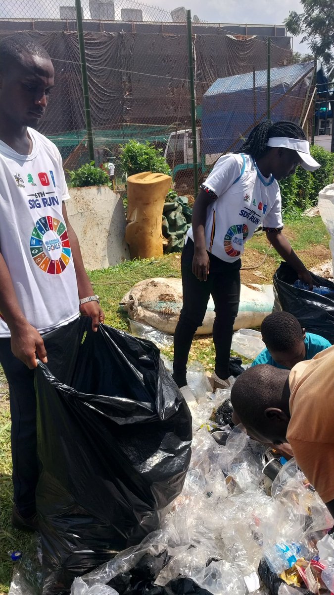 oliva_auma's tweet photo. We need aplastic free environment and it calls for acollective energy between the producers and the consumers. Yesterday as aconsumer imanaged to take my role of telling the young ones what needs to be done practically for our environment by collecting plastics. https://t.co/z6ERNaob91