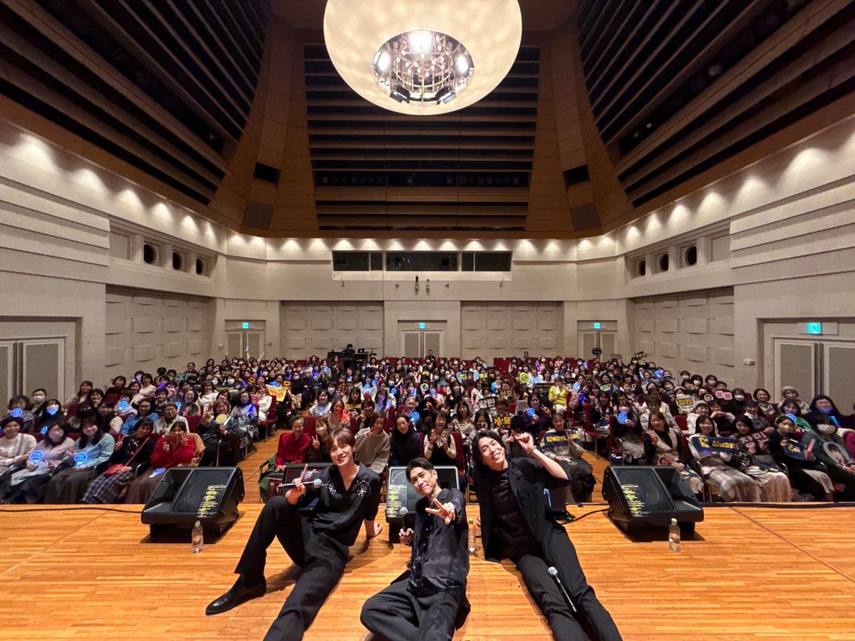 250_two_fifty's tweet photo. 12/1(日)
250(TWO-FIFTY)
5th Anniversary Winter Live
「Always Tomorrow」@ TOKYO FMホール

たくさんのファンの皆様にお越し頂き
本当に有難うございました！
歌とトークで
ほっこりして頂けましたでしょうか？

Looking forward to it again next time！

Thank you for your continuous support！ https://t.co/ICIq9znCuH