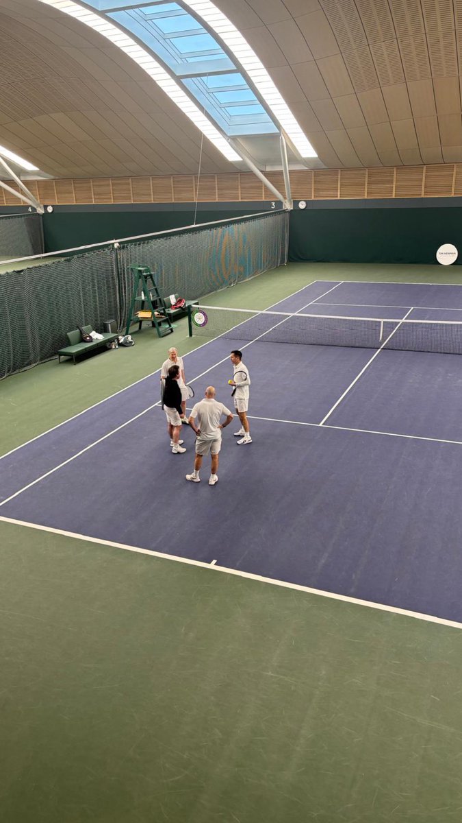 Oliver Nohl-Oser tweet media