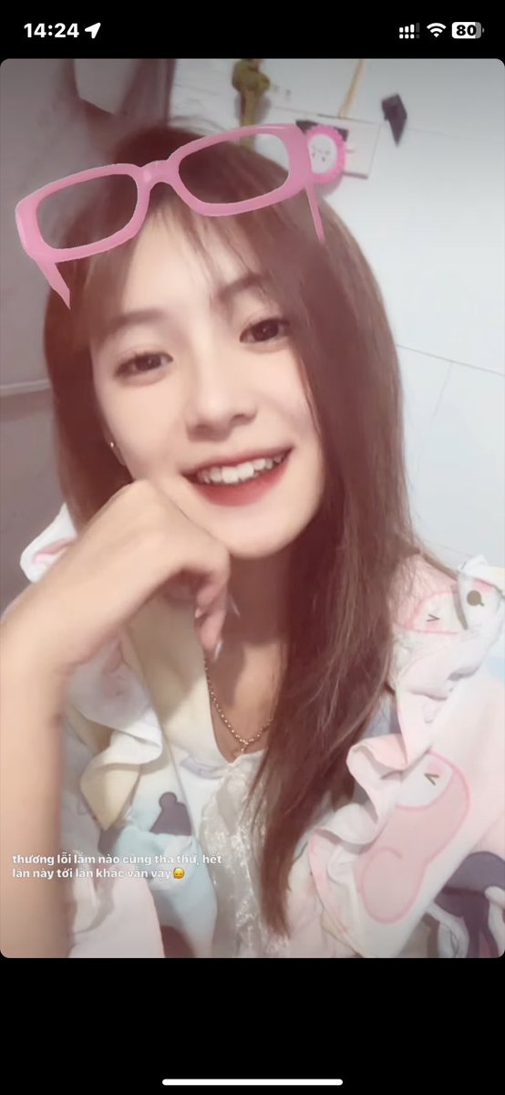 hận đời tweet media