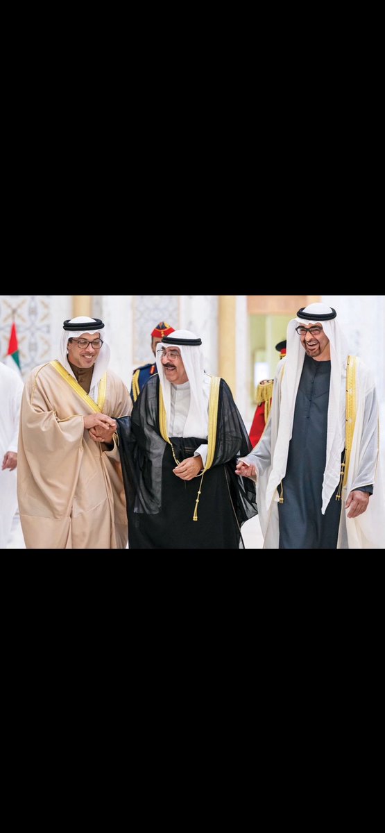 bssamofficial's tweet photo. نبارك للإمارات الغالية #يوم_الاتحاد .. 

أشقاء للأبد 🇦🇪🤍🇰🇼 https://t.co/BcPQfBEil0
