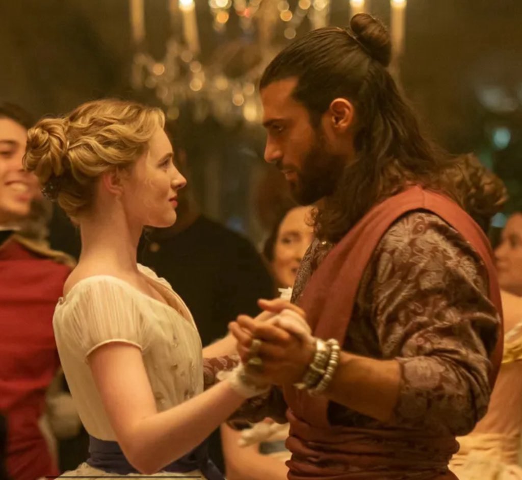 “Cualquier problema del mundo puede resolverse bailando”.(James Brown)

Buenos días con Can ❤️
#CanYaman