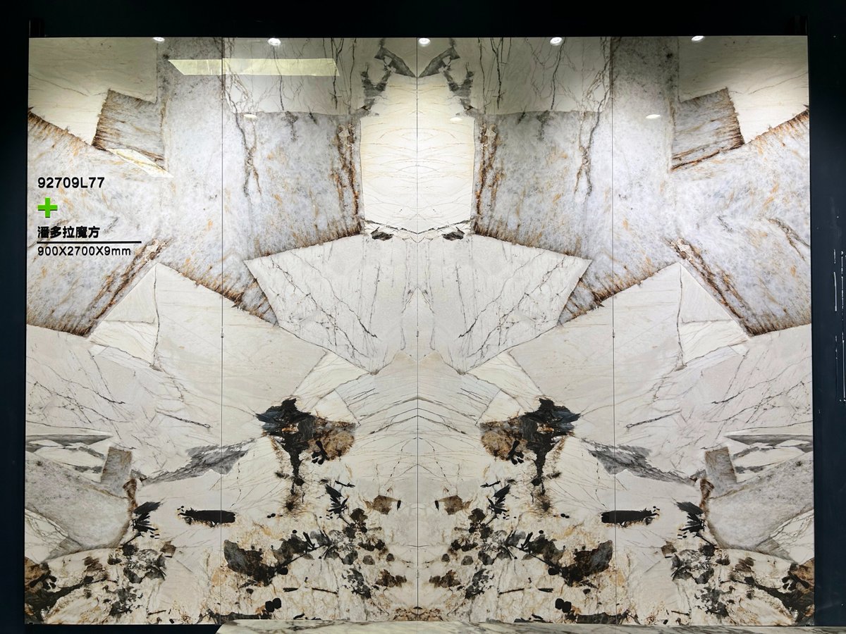 sinteredst74318's tweet image. Bring a touch of elegance to your home with our continuous vein sintered stone backgrounds! 
#SinteredStone #BackgroundWall #WallTiles #ModernDesign #StoneInterior #ContinuousVein 
#PedraSinterizada #BatuSintered #AzulejosDeParedesPH #PedraSinterizadaBrasil #InovaçãoDeDesign