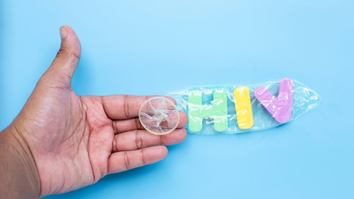 CONDOMIZE's tweet image. #Condoms are a game-changer in the fight against #HIV, providing a reliable barrier to reduce transmission during sexual activity. Let’s continue to prioritize condoms as a key solution in the global fight against HIV! 💪
#EndAIDS 
#HIVPrevention 
#DontCompromise #Condomize