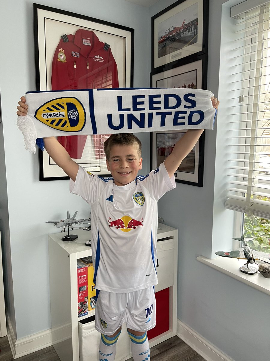 This Saturday Jacob will be ‘Jacob the Mascot’ at the <a href="/LUFC/">Leeds United</a> v <a href="/dcfcofficial/">Derby County</a> game⚽️

Leeds fans can you share across your groups and give Jacob a day to remember PLEASE. 
#MOT #ALAW #WeAreLeeds 💙🤍💛