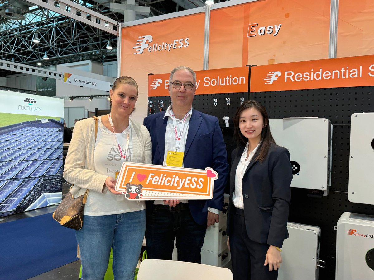 FelicityESS's tweet photo. At Solar Solutions Dusseldorf in November 2024, FelicityESS successfully attracted the attention of the global solar industry with its energy storage batteries, inverters and all-in-one products.

#Dusseldorf #solarsolutionsdüsseldorf #solarsolution #globalsolar #german #germany https://t.co/1OFxmuwfZy