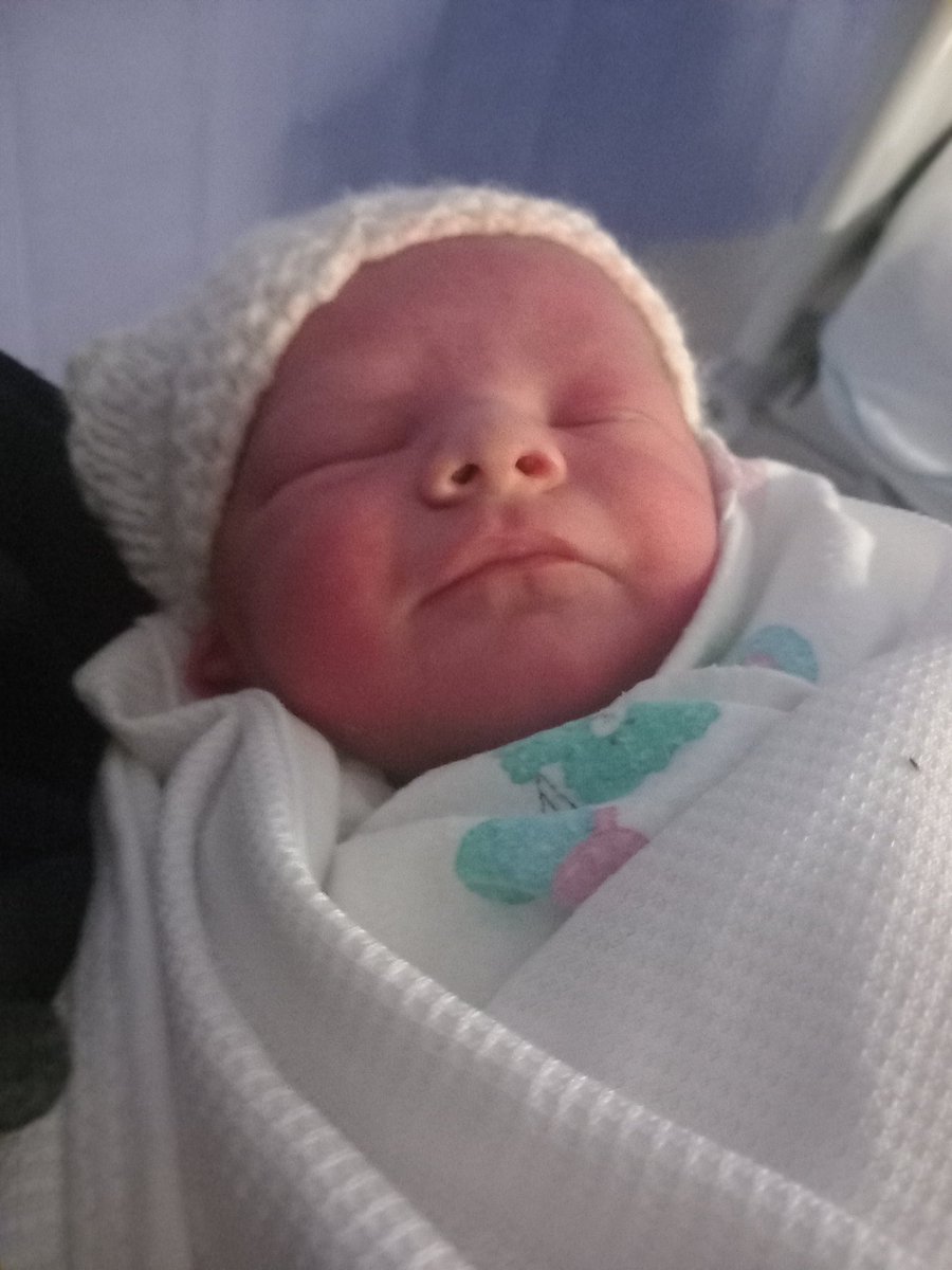 pixiedust1875's tweet photo. Lucien james Ian robinson born 2nd of December at 4am weighing in at 8.0pounds https://t.co/8S9vvIK1z9