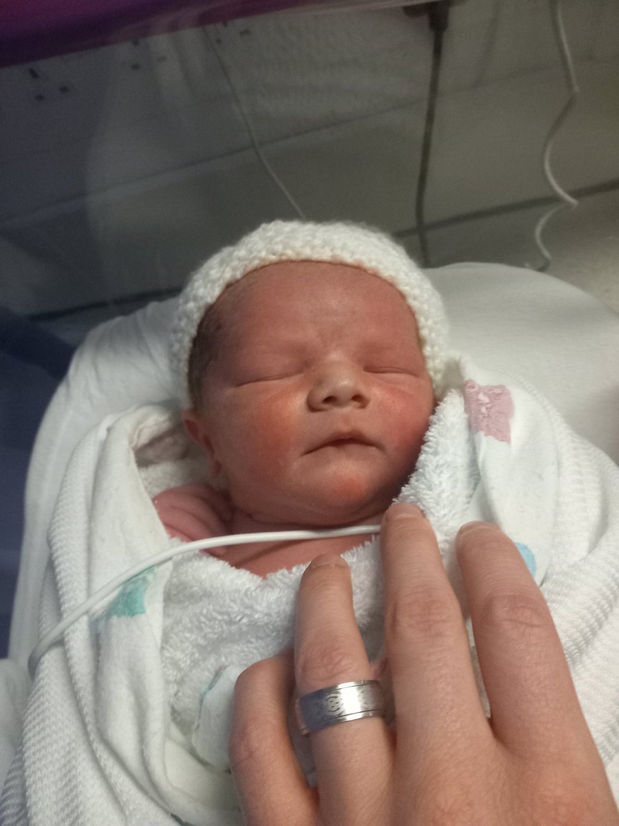 pixiedust1875's tweet photo. Lucien james Ian robinson born 2nd of December at 4am weighing in at 8.0pounds https://t.co/8S9vvIK1z9