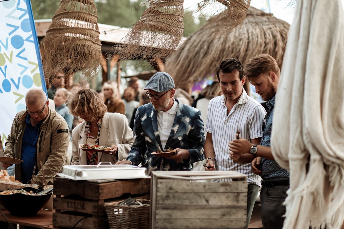 Grill’nSmoke heeft grootse plannen voor de zakelijke eventmarkt

Het hele artikel lees je hier: events.nl/nieuws/grill-n…

#Highprofileevents #events #grillnsmoke #bbqcatering #catering Tekst: Mahlee Plekker